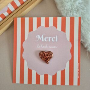 Pin's Coeur Noisette