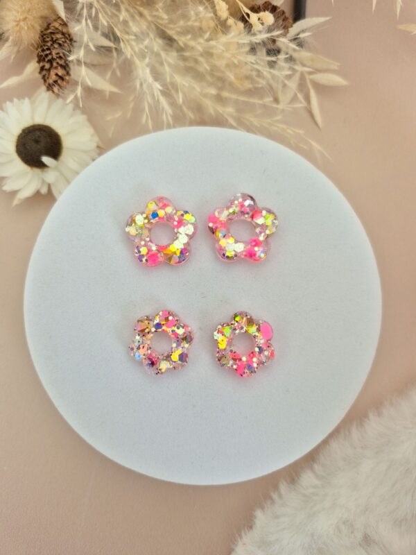 Charms Flowerette  Twist
